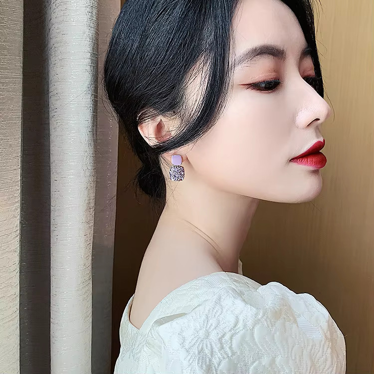 2024 Fashion Retro Square Sier Needle Purple Crystal Rhie Drop Jewelry for Women Earrings