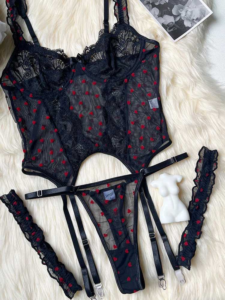 French sexy lingerie camisole vest bra set sexy lingerie camisole bra set love embroidery breathable dance Dj setXJ250301
