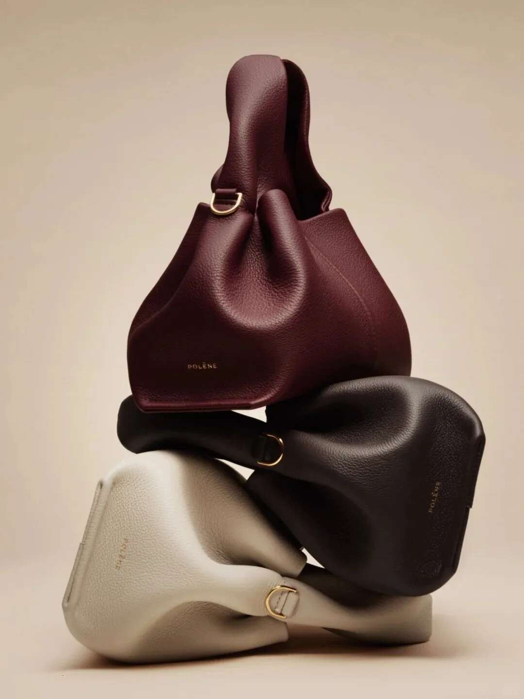 2025 Hot Cloud French Brand Genuine Cowhide Ladies Simple Dumpg Shoulder Bag
