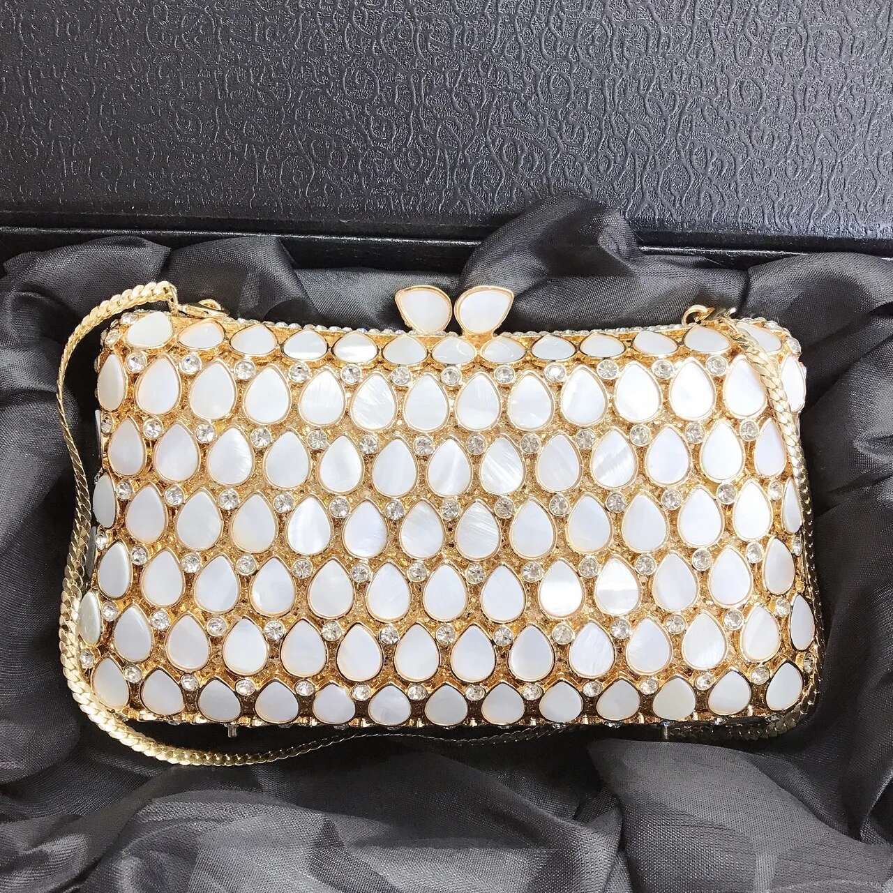 XIYUAN White Shell Dia Wer Women Crystal Evening Bags Hollow Out Ladies Wedding Bridal Romantic Clutch Handbag And Purses