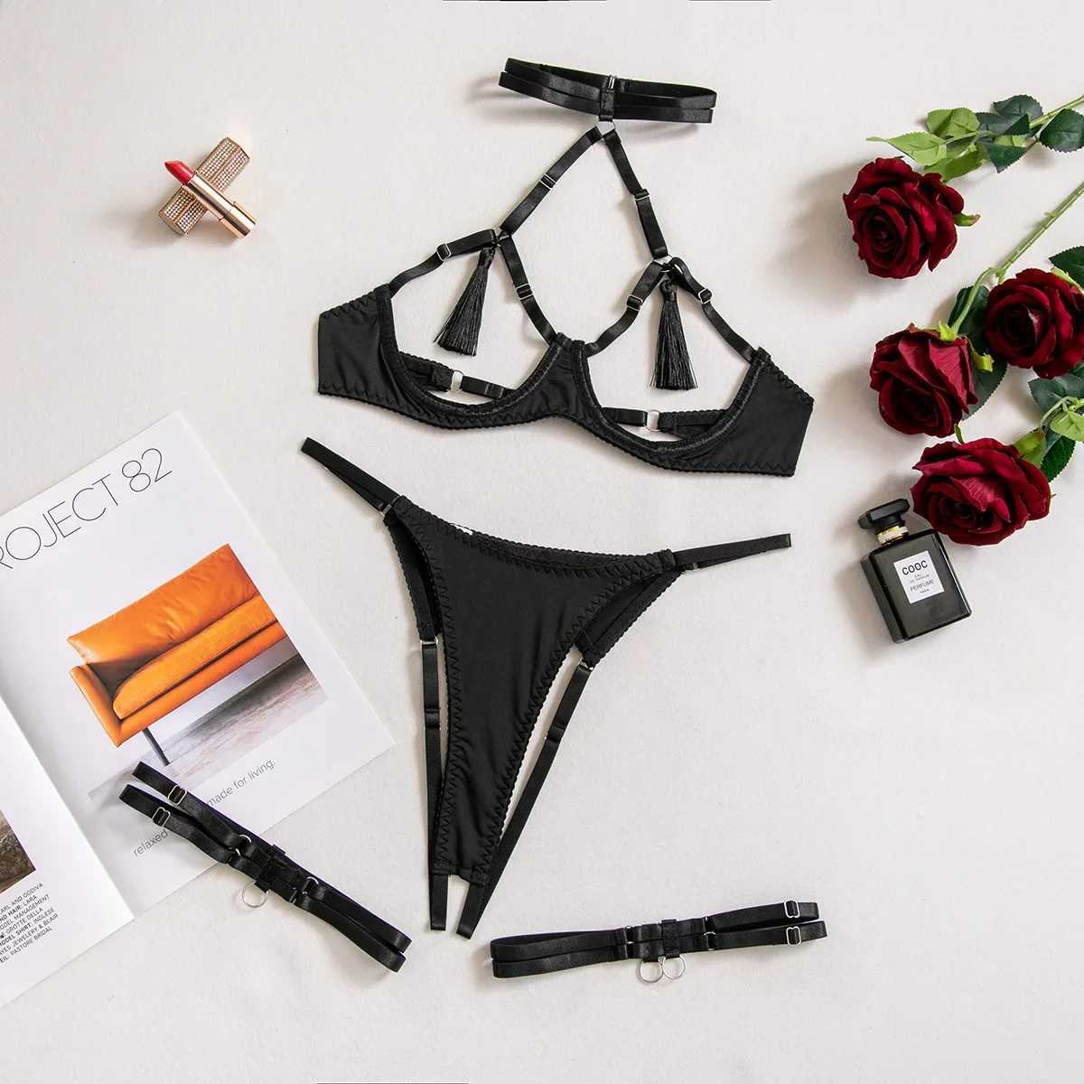 Sexy Hollowed Out Tassels Exotic Apparel Suit 2024 New Fashion Womens Solid Seductive Opening Underwear Female Intimates SetXJ250301