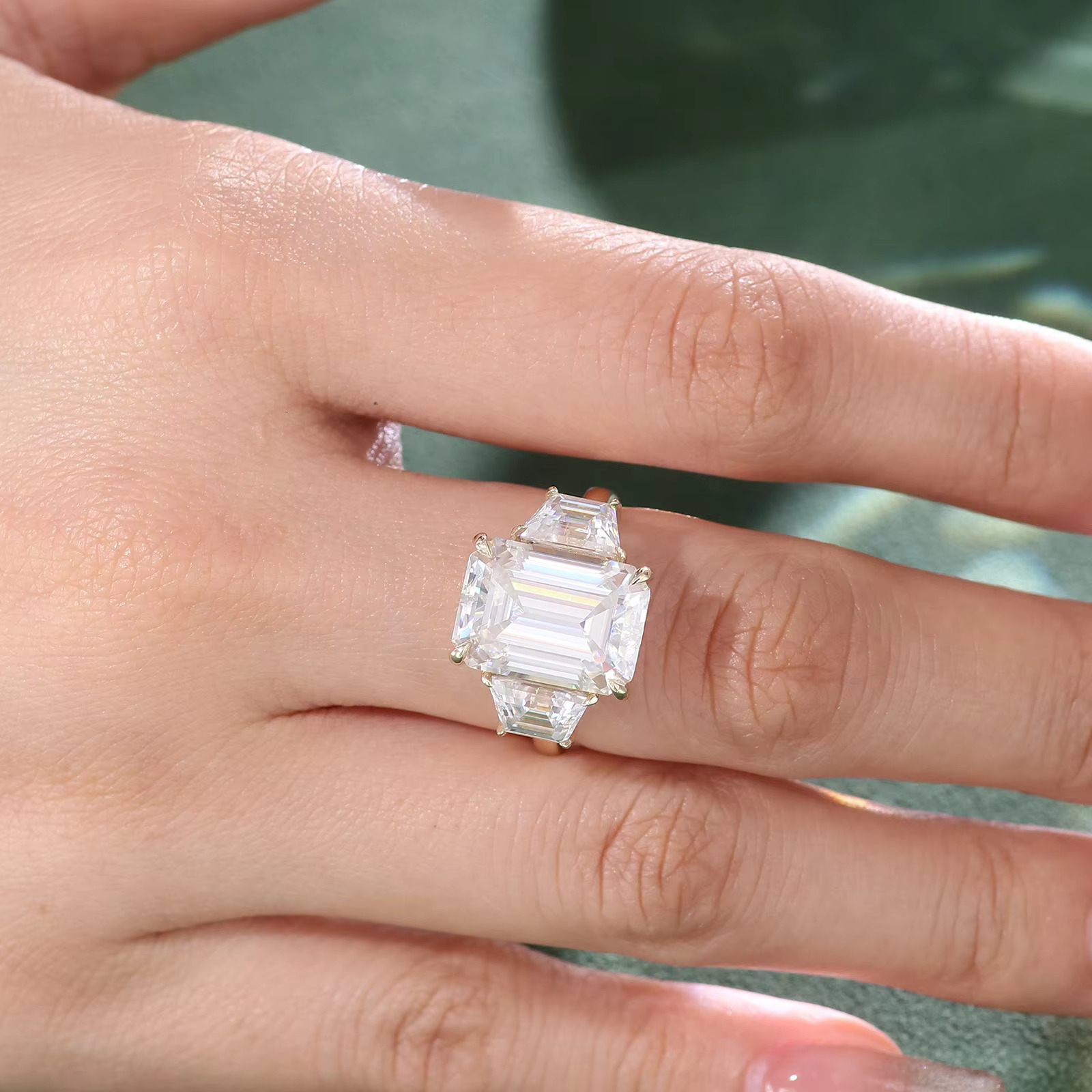 Jewelry Real 14K Solid Gold 3 Stone Engagement Emerald Cut 4ct D Color VVS Moissanite Dia Wedding Ring