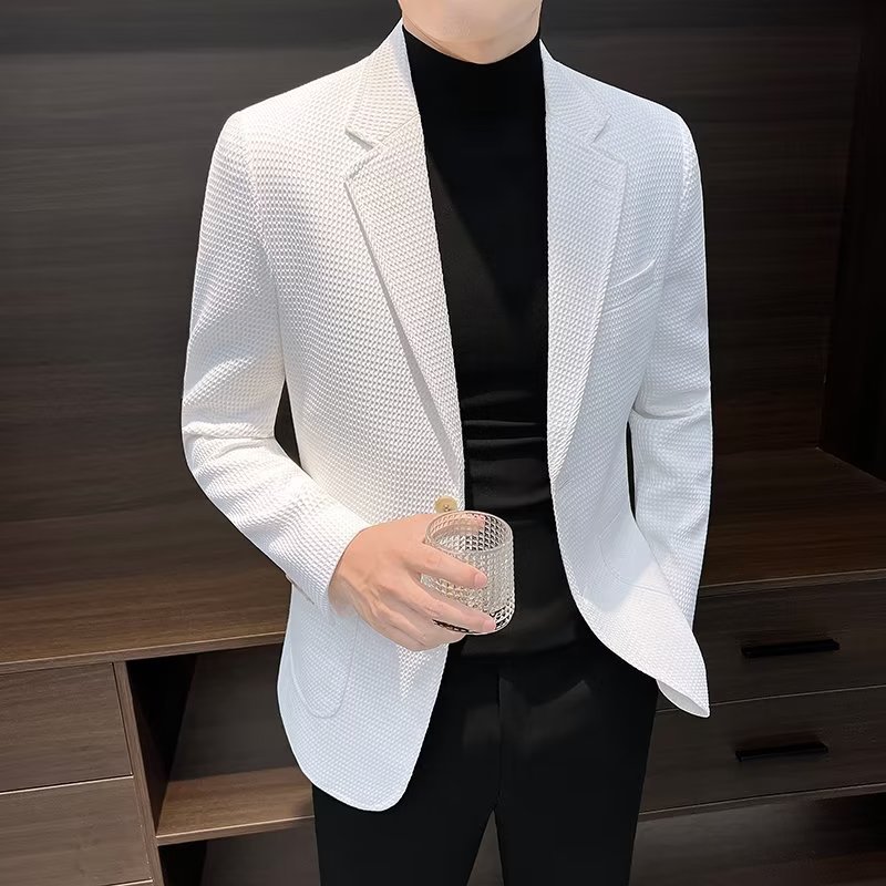 J228Stylish Men's Full Set Business Suit Tailored Fit Peak Lapel Design Ideal for Ceremonies & Office Wear in Various Plus Sizes