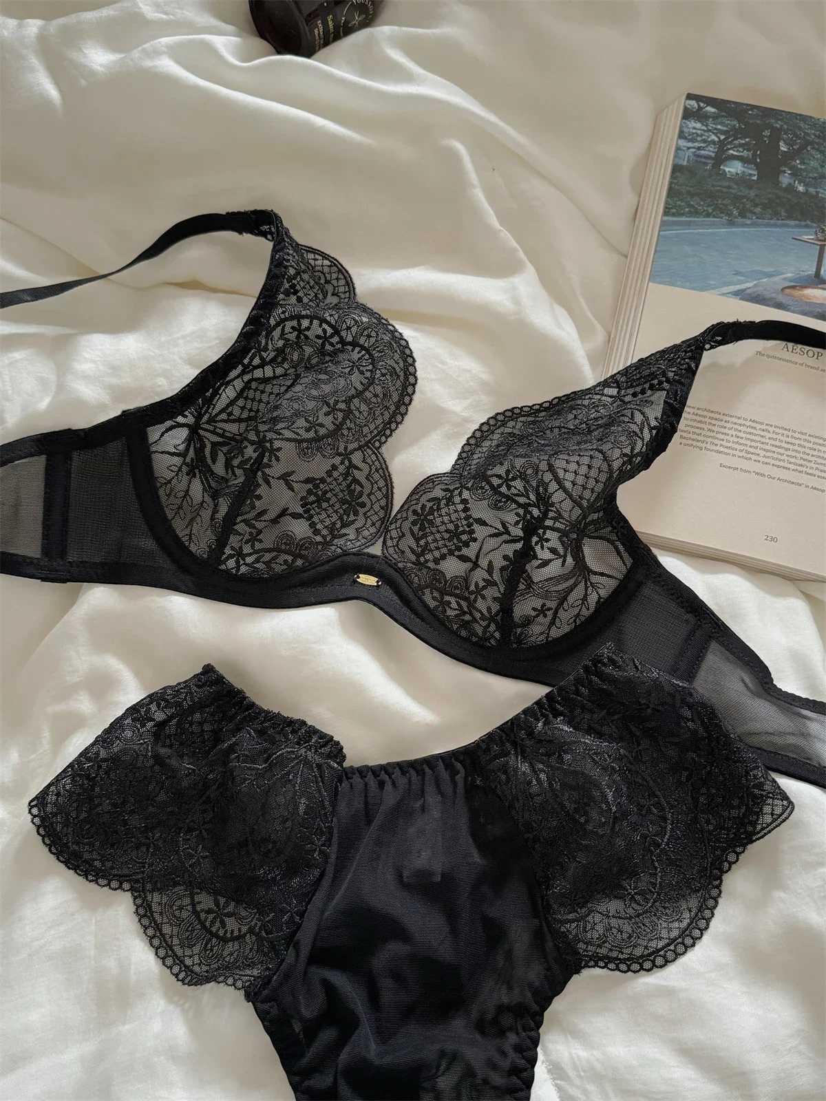 Thin lace underwear push up women bra set new adjustable anti-sagging side breasts gathered lingerie breathable braXJ250301