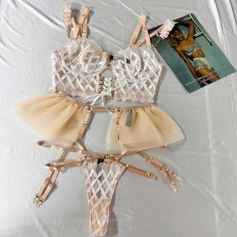 Sexy Fishbone Corset Comfortable Embroidered Fly Sleeve Outer Lingerie Long Vest Style Bra SetXJ250301