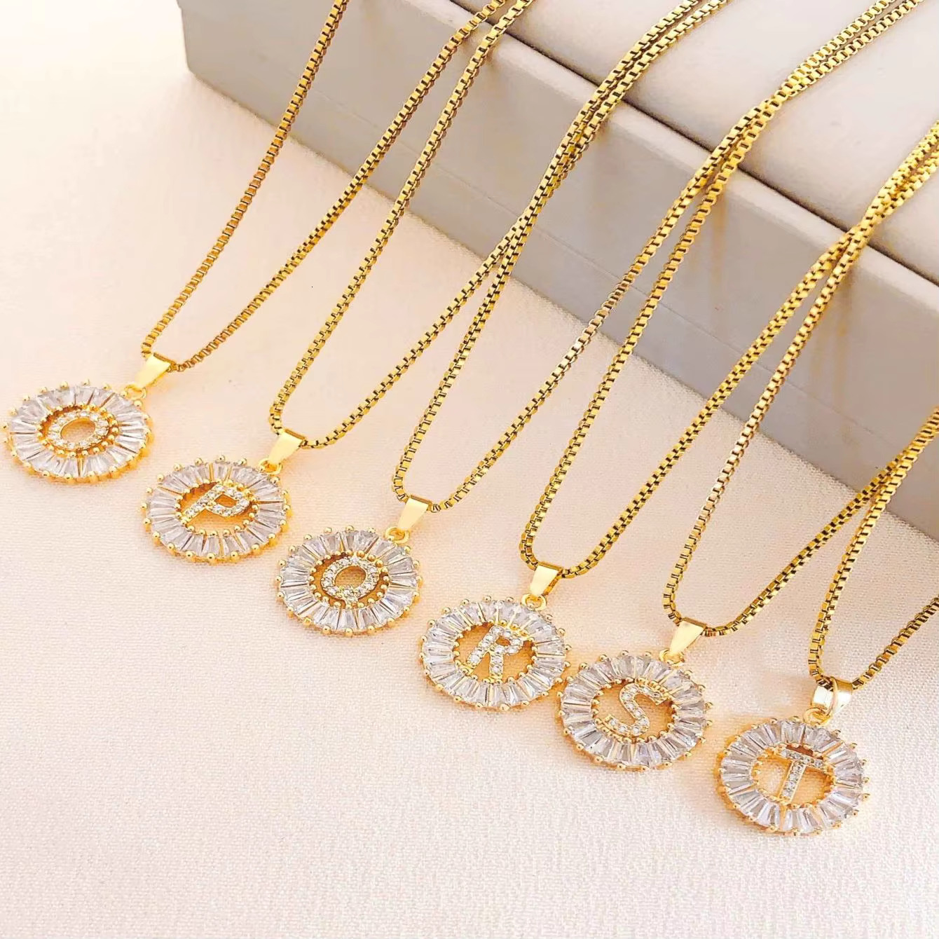 Jeutelis Women's Fashion Pendant with Zircon Stainless Steel English Box Chain Stylish Letter Necklace