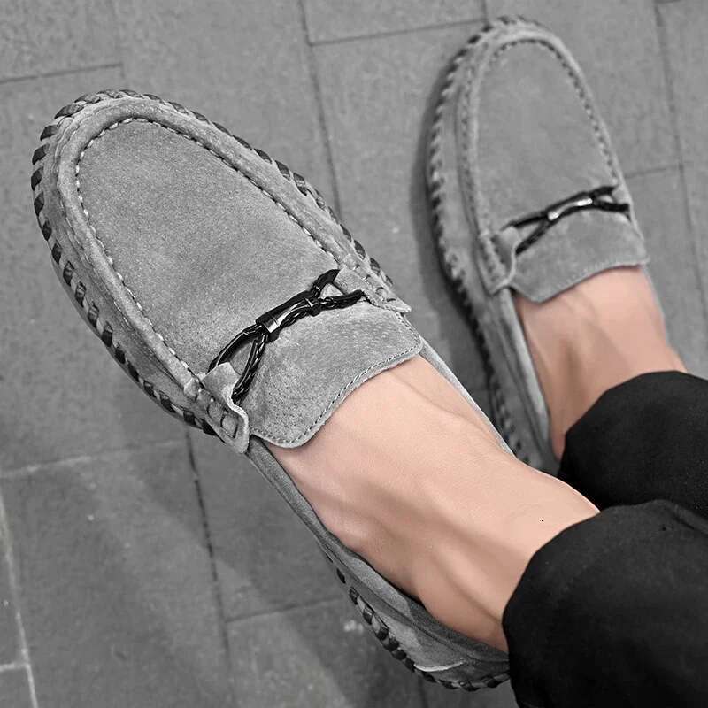 Loafers 2023 Spring Clasicc Comfy Man Flat Moccasin Fashion Slip-On Boat For Men Casual Shoes