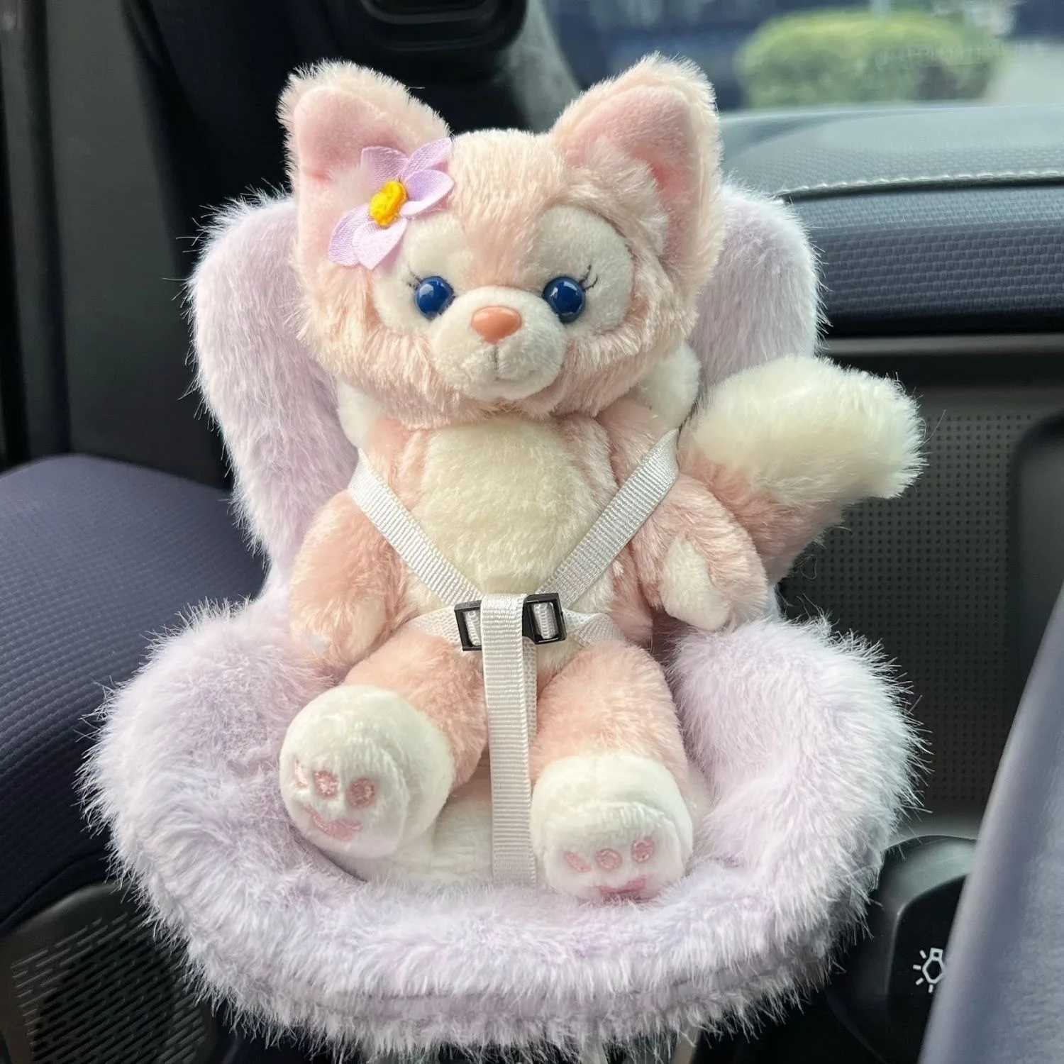 new 15-17cm doll Seat Labubu Doll Safety Seat Cute Doll Air Outlet Aromatherapy decoration high-grade Car Interior Decoration W250301