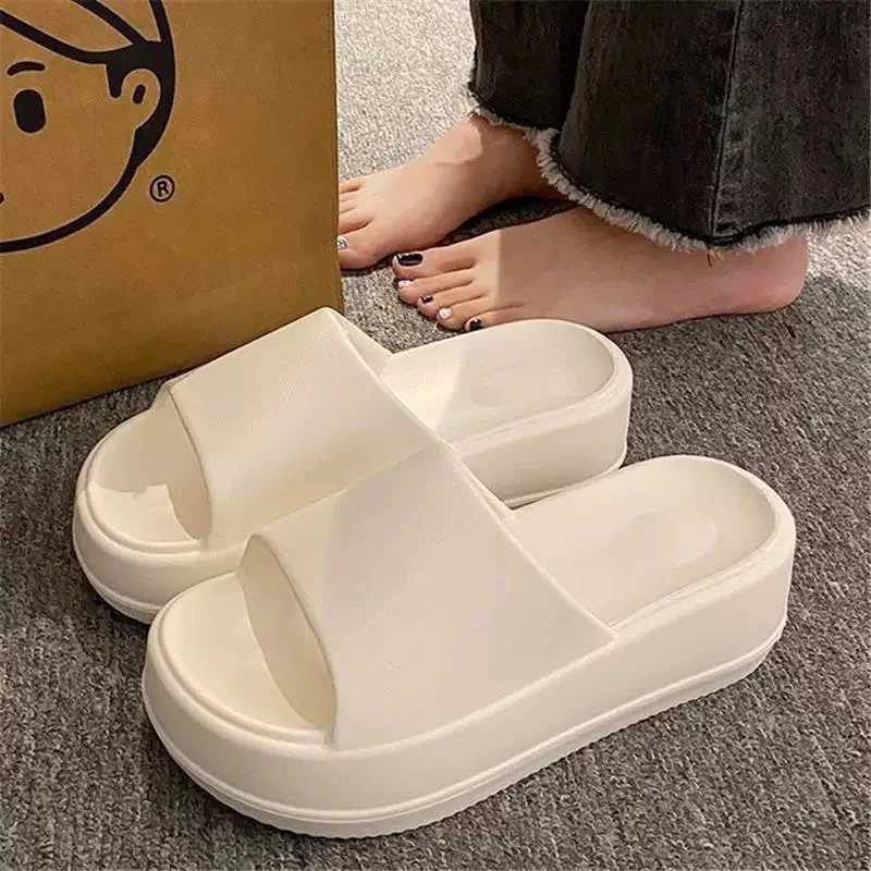 Warm and Smooth Boba Design EVA Thick Bott Casual He Slippers N Smooth Shoulders Soft Bottom Flat Sandals Y250320