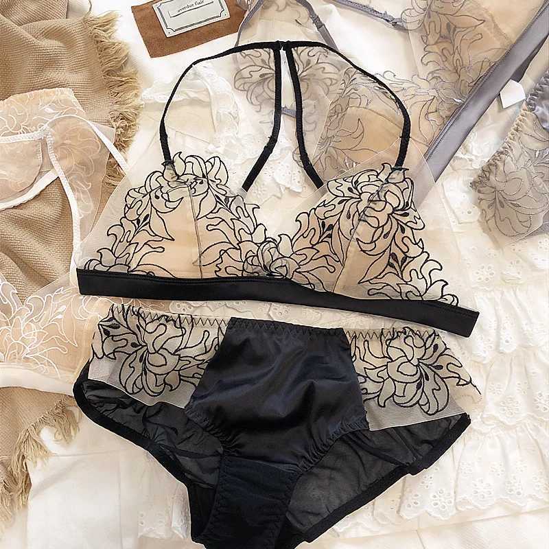 Womens Underwear Set French Sexy Lace Embroidery Bra Set Ultra Thin Wire Free Comfort Bralette Halter Adjustable Strap LingerieXJ250301