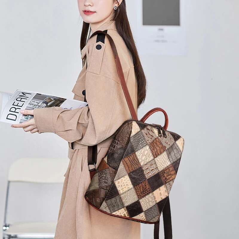 Women's Retro Backpack Genuine Leather Shoulder Bags 12 Inches Travel For Lady Patchwork Quality Laptop Bag New Fashion