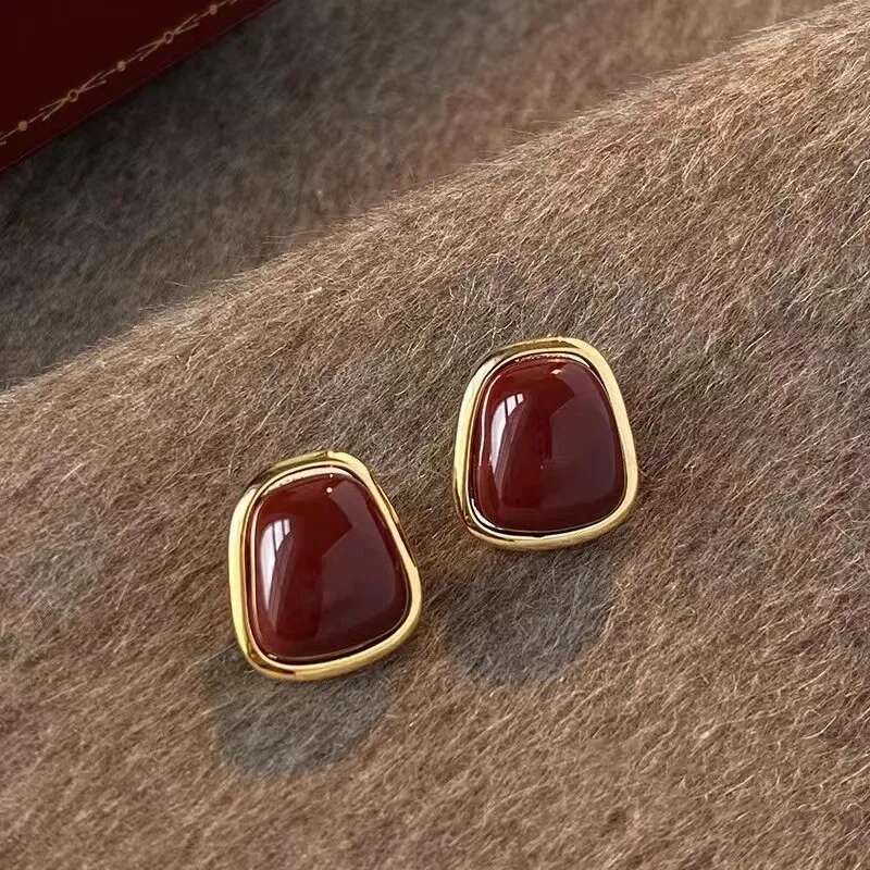 Vintage Enamel Wine Red Metal Stud for Women Fashion Geometric Earrings Elegant Wedding Jewelry Accessories