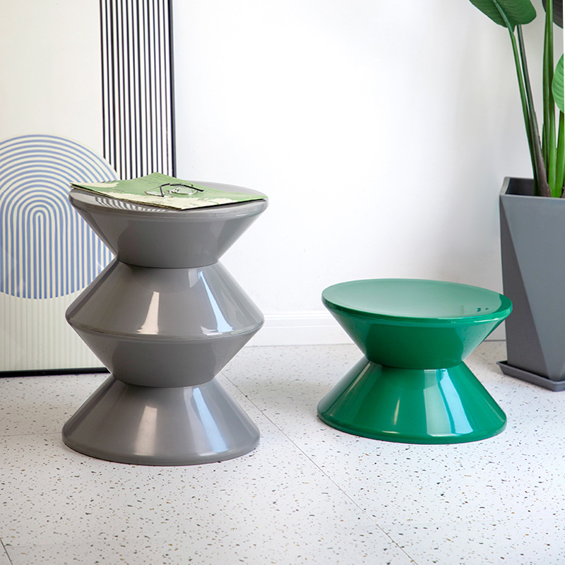 Nordic shoe-changing stool door household living room stool simple children plastic stool creative ins round stool