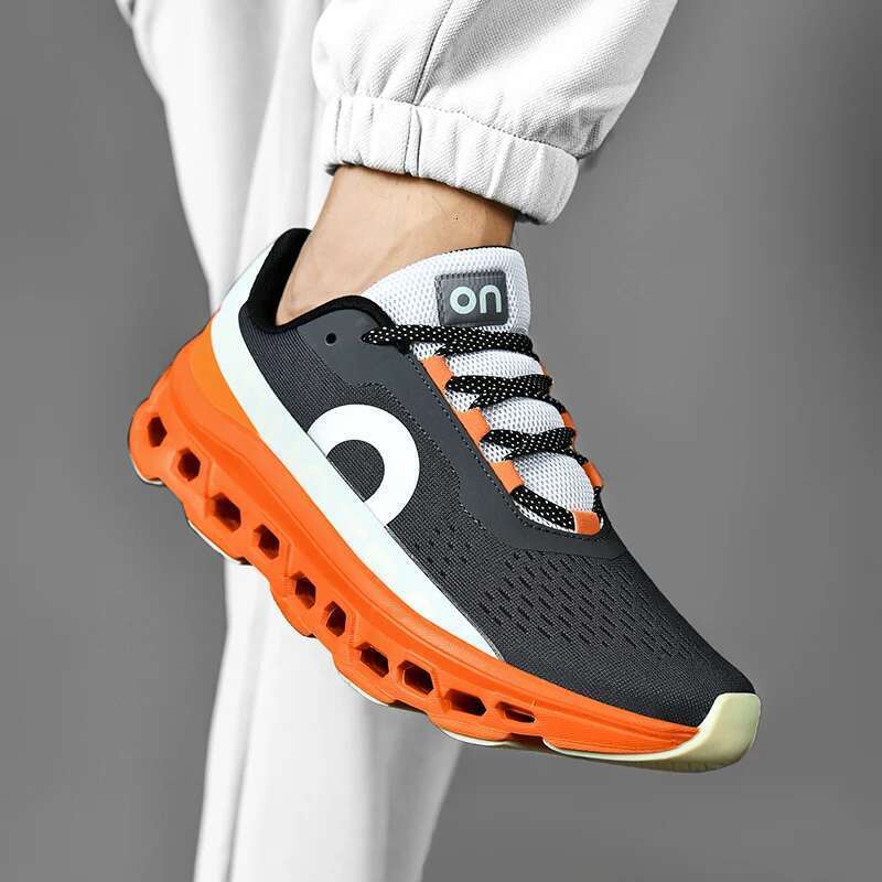 2024 New Summer Outdoor Breathable Comfortable Running Sn eakers, Tr endy and Versatile