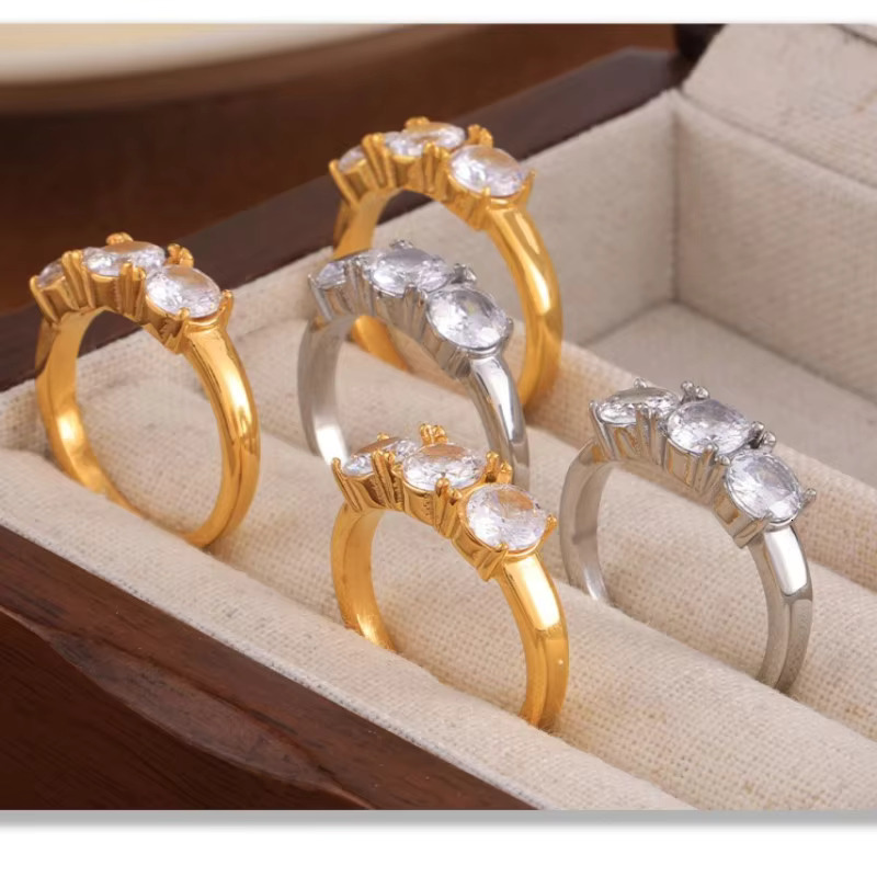 Fashion Trendy Jewelry Circle Cubic Zirconia Bezel Setting Gold Plated Finger Ring Women Girls