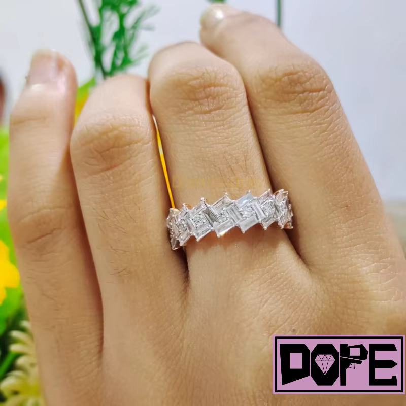 Moissanite Ring Oval VVS Iced Out 1-4 CT for Women 925 Silver White Gold Plated Bling Engagement Ring