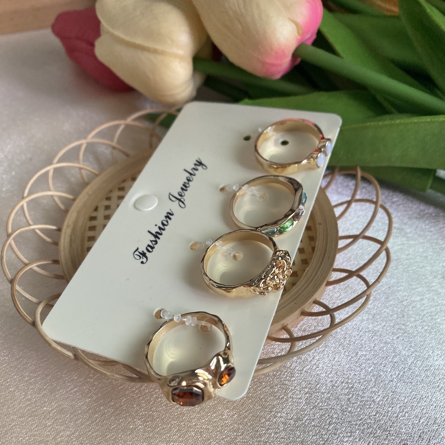 Chic Amber Gold Finger Adornments - Comprehensive Four-Part Accessory Kit