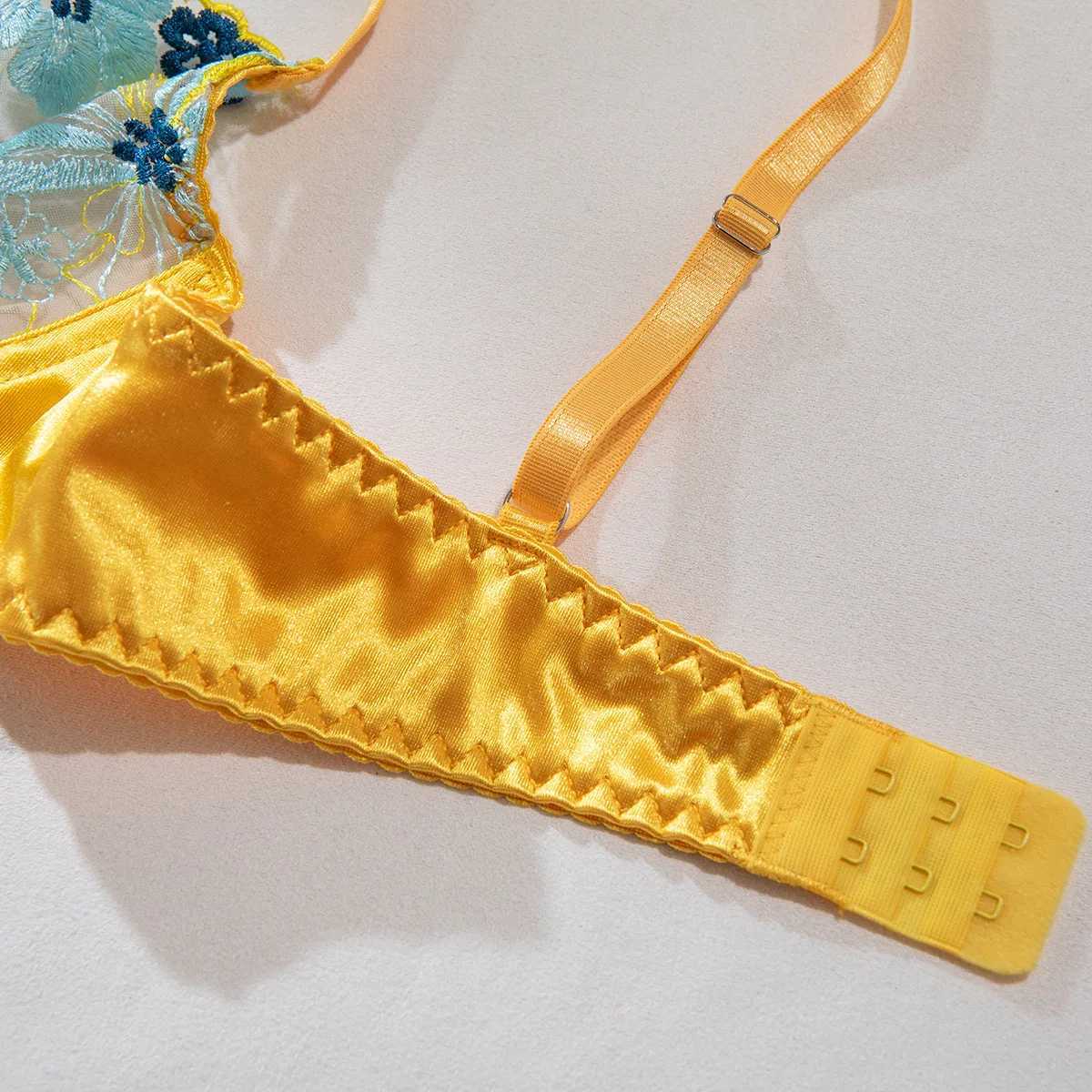Sexy Thin Floral Embroidered Mesh Underwear Women Spliced Color Perspective Two Piece Set Solid Hollow Out Sensual Porn CostumesXJ250301