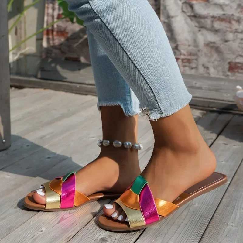 Fiable Color Design Flat Bott Wens Slippers 2025 Summer New Style Braided Cfortable Casual Slippers for Wen Y250301