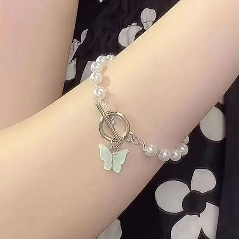 Fashion Butterfly Pearl Pendant Ladies Girl Trend Charm Bracelet Festive Friendship Birthday Jewelry