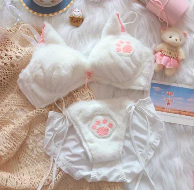 Sweet lolita Autumn and winter cat paw plush underwear for women comfortable and cute Japanese girl ears bra and panty setXJ250301