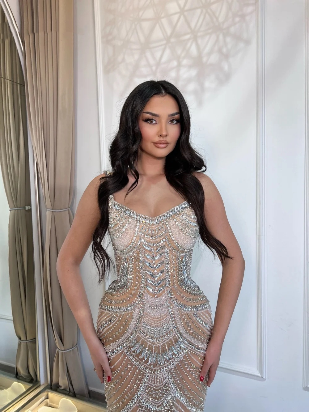Sexy Wedding Dresses Crystal Mermaid Bridal Gowns Rhinestone Spaghetti Straps Customized Princess Sleeveless Sweep Train Bride Dress Vestidos De Novia