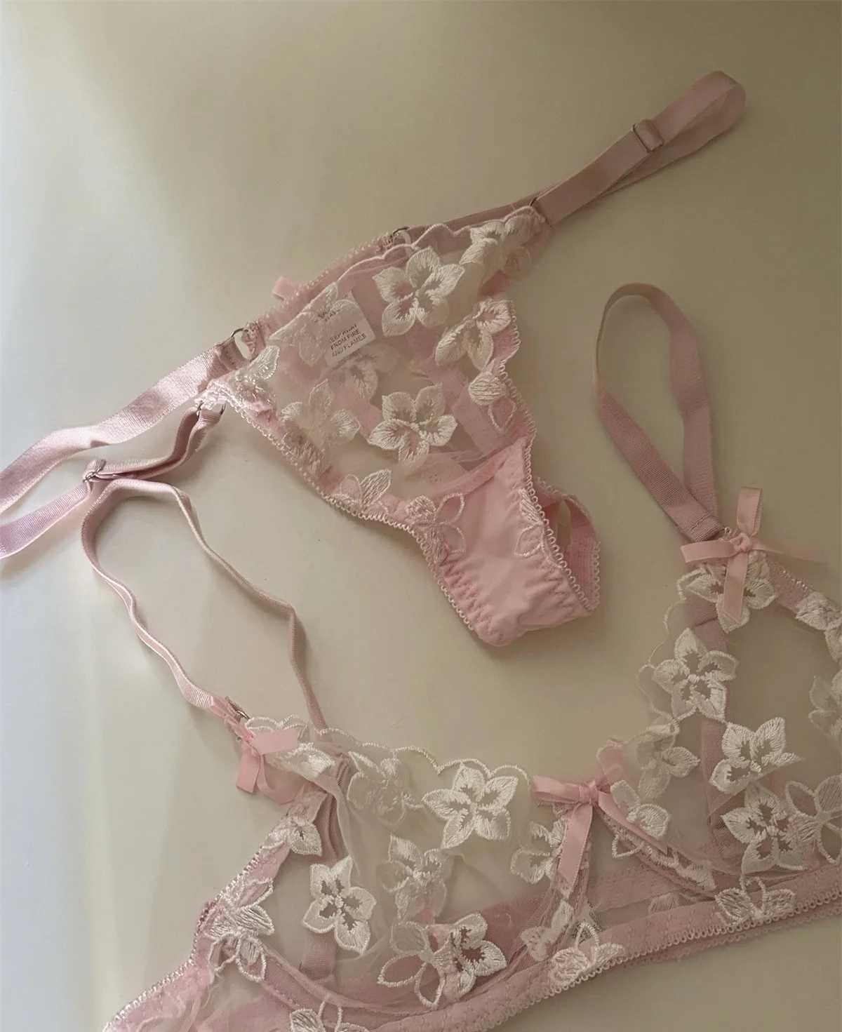 Flower Lingerie Briefs Set Embroidery Temperament Women Underwear Lace Thin Bra Pink Ladies BraletteXJ250301