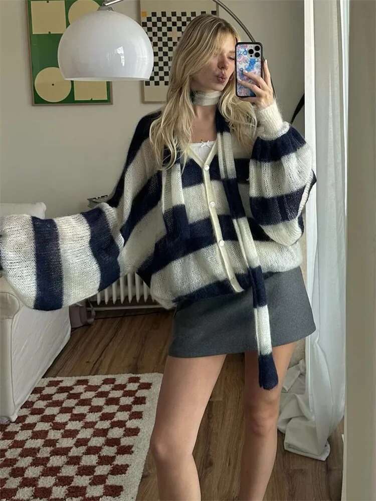 Tossy V-Neck Scarf Sweater Female Contrast Casual Patchwork Autumn Hollow Out Outwear Women's Knitwear Coat Cardigan