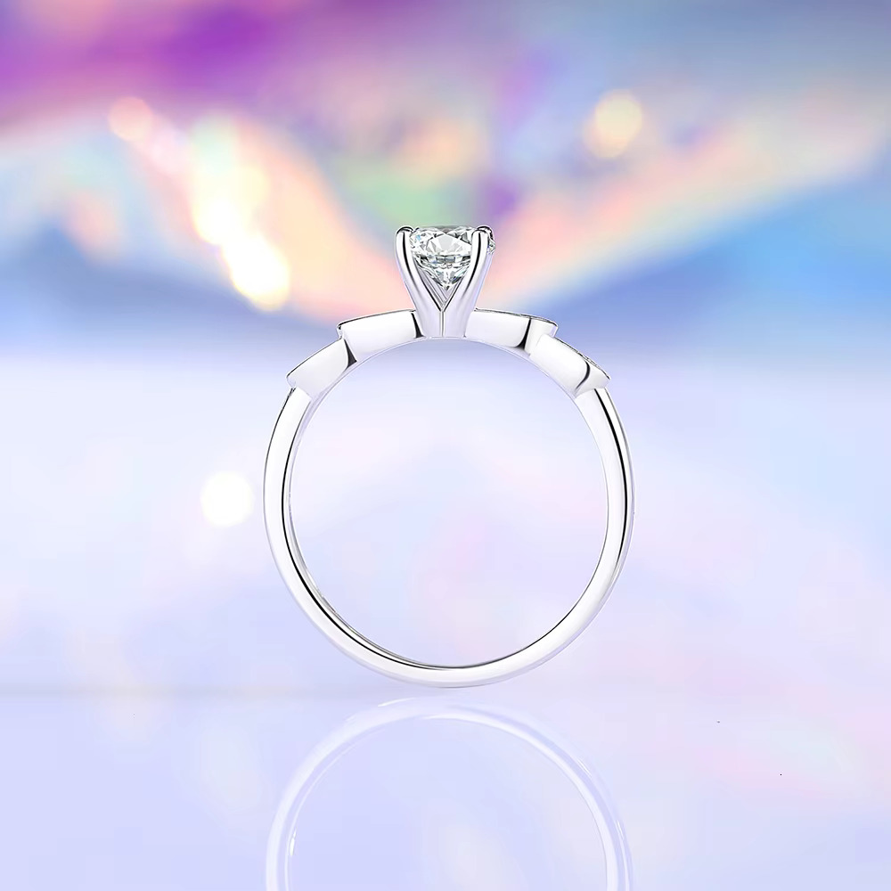 Hot Sale Silver Jewelry 5mm Moissanite Rings Wholesale 925 Sterling Silver Flower Zirconia Cz Engagement Wedding Ring for Women