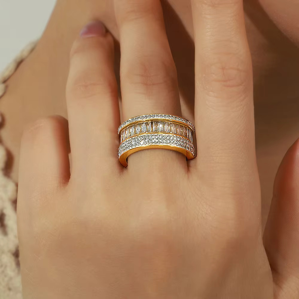 New Titanium Zircon Stainless Steel Gold Plated Ring Fashion Jewelry