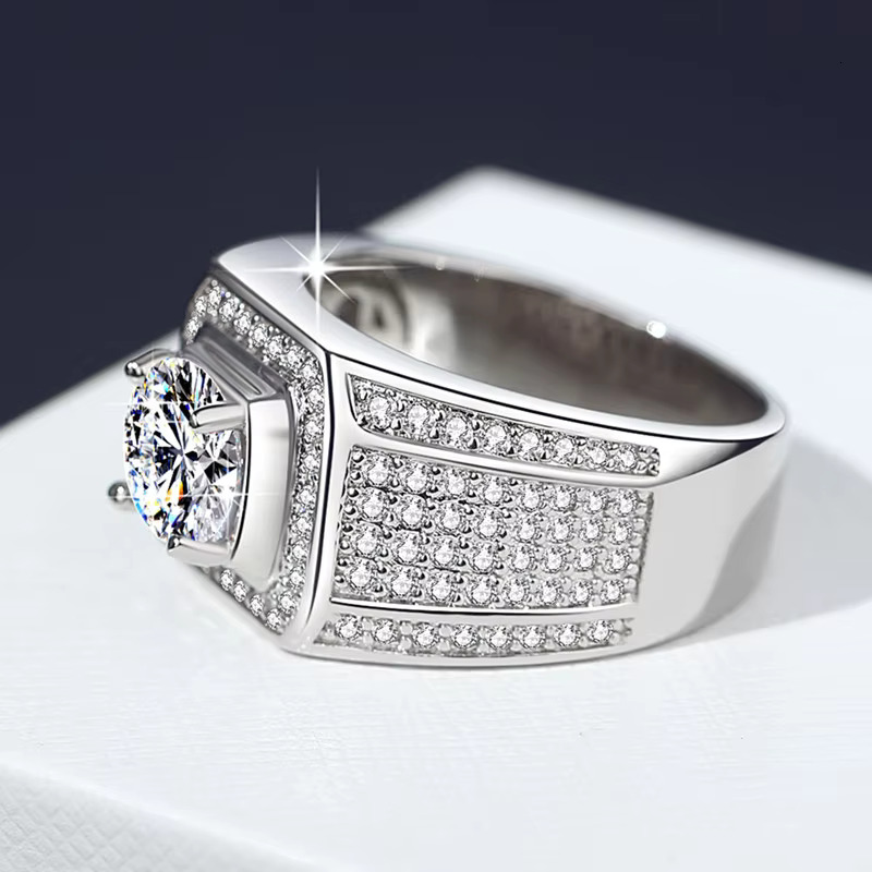 Husky Jewelry Full Star Dee Wide Edition Men's Dia Sterg Sier Moissanite Ring of Men