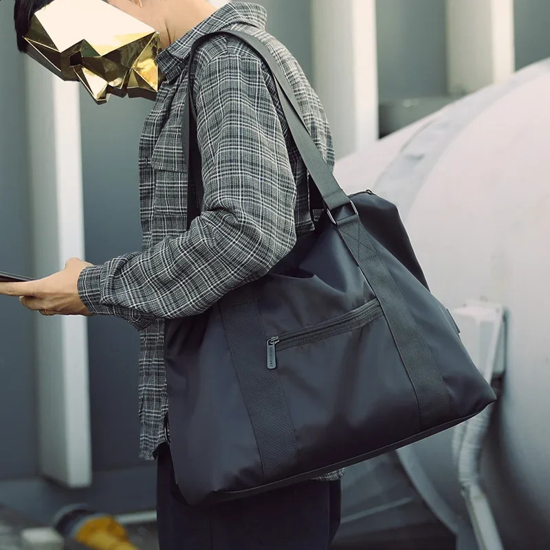 Treetwear style solid color nylon mens shoulder bag large capacity nylon travel cross body bag casual commuting school mens handbag 250218