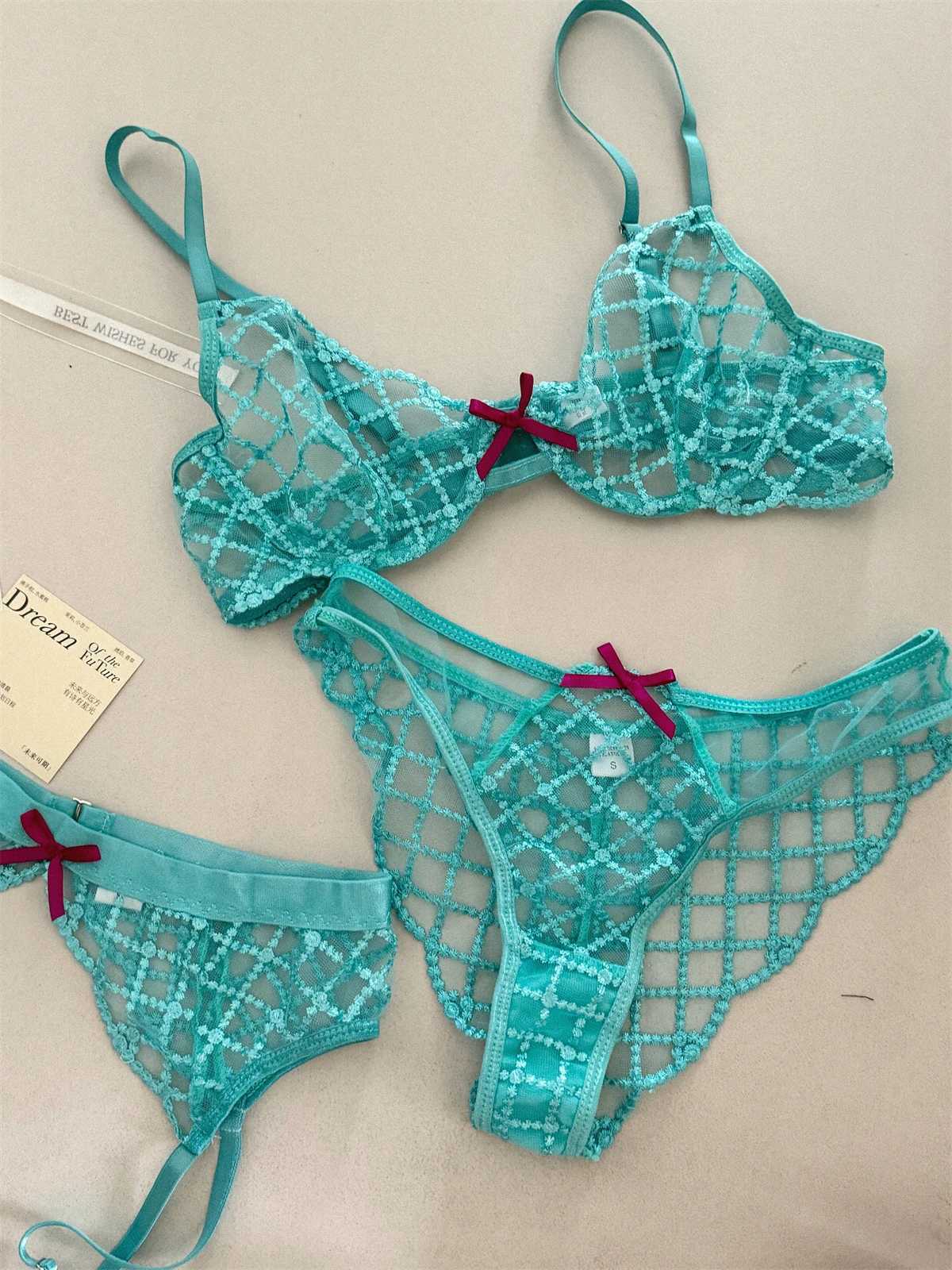 Mermaid blue three-piece lingerie set of thin large breast underwear sexy lace bra breathable romantic bra with underpants suitXJ250301
