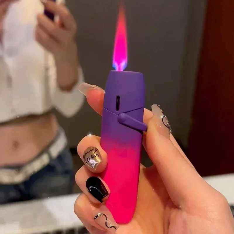 Metal Gradient Inflatable Rocker Lighter Windproof Pink Flame Butane Gas Outdoor Lighter High Beauty Gift for Men and WomenT250301