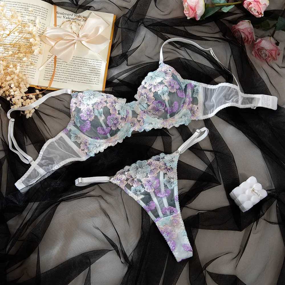 Womens Sexy Suspender Lingerie Set Blue and White Embroidery Mesh Bra Soft Steel Ring Perspective Exotic Apparel Suit UnderwearXJ250301