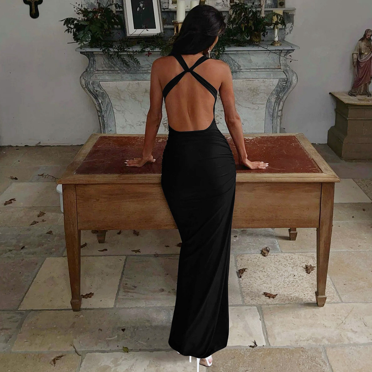 Hot Selling Women's Clothing 2025 Spring/Summer New Product, Fashionable And Sexy Backless Pleated Slim Fitting Strap Dress For Women