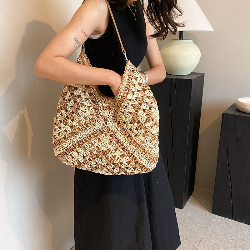 Bag hollow summer seaside vacation style woven 2025 new commuting large capacity single shoulder crossbody bag #swissmilitary