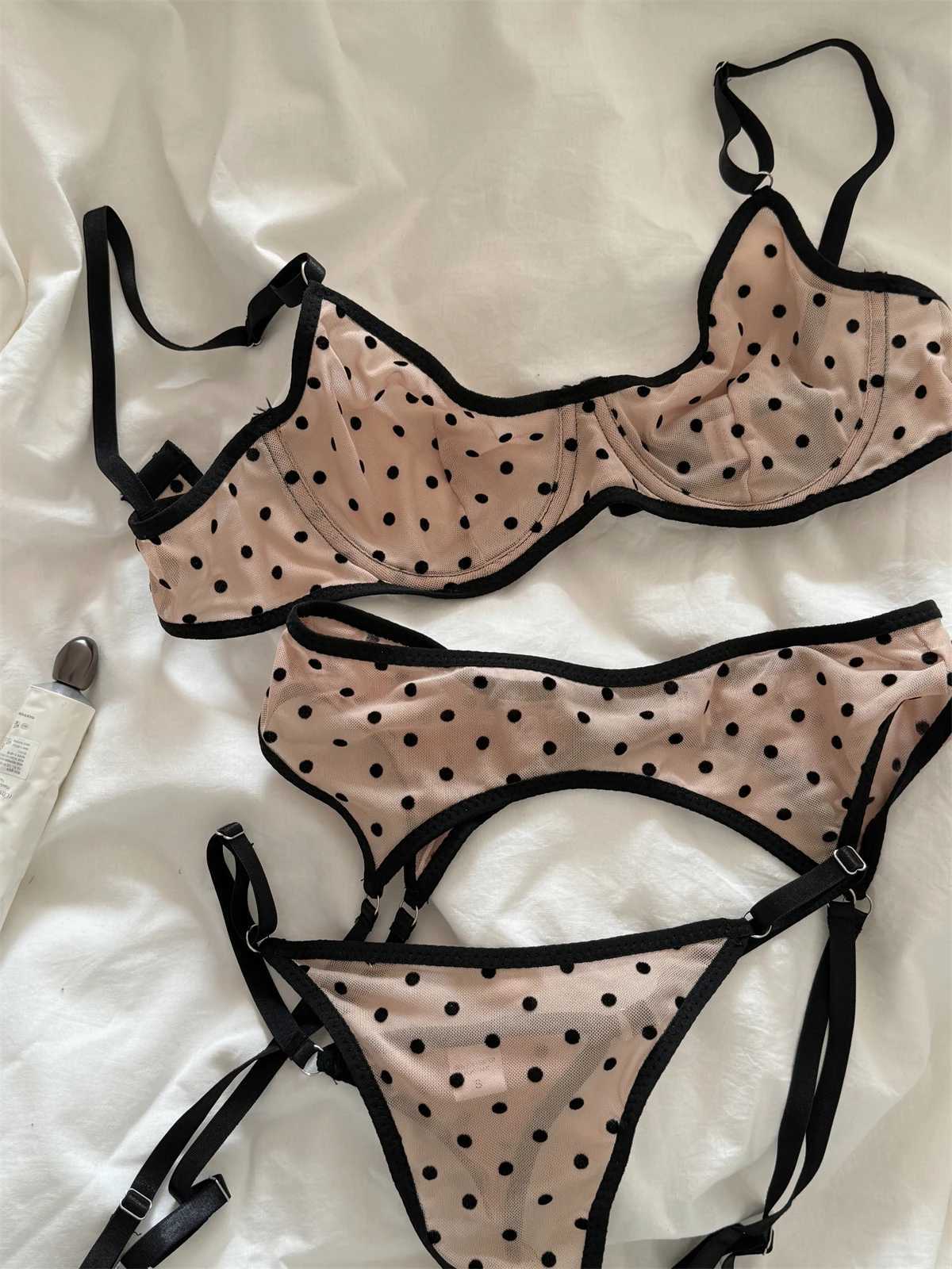 Sexy thin lace underwear three-piece satin bra set new adjustable collection of side breasts up support lingerie breifs suitXJ250301