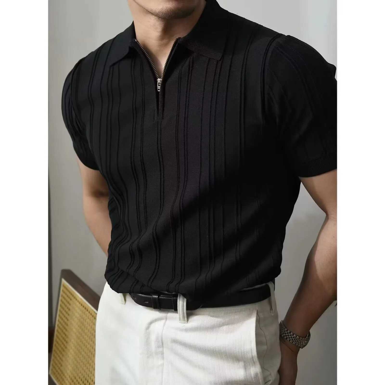 Korean Luxury Slim Soild Retro Tops Tees Clothes Knit Shirts Short Sleeve Quarter Zip Casual T Shirts Retro Camisas De HombreT250228