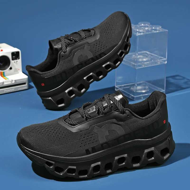 New Men Jogging Casual Walking Leisure Running Shoes Lace-up Breathable Fashion Cfortable Sneakers Blade Loafers Brand Outdoor Z250411