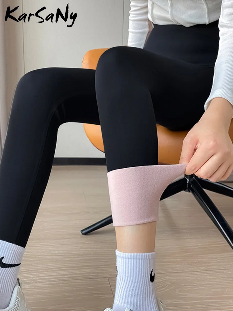 KarSaNy Black Gym Leggings Women Winter Warm Push Up Fleece Tights High Waist Women Warm Leggings For Fitness Fleece Pants 250225