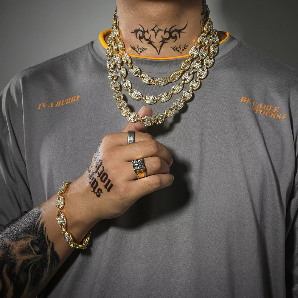 Wholesale Iced Out Moissanite Pig Nose Cuban k Chain Hip Hop Necklace Jewelry for Men