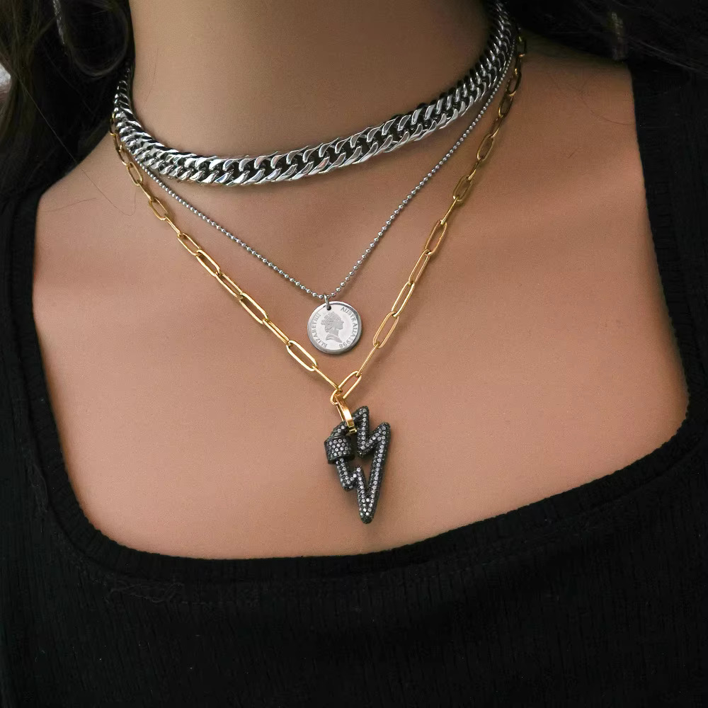 Multi layer stainless steel Cuban queen pendant gold-plated paperclip chain lighing charm necklace YF3620