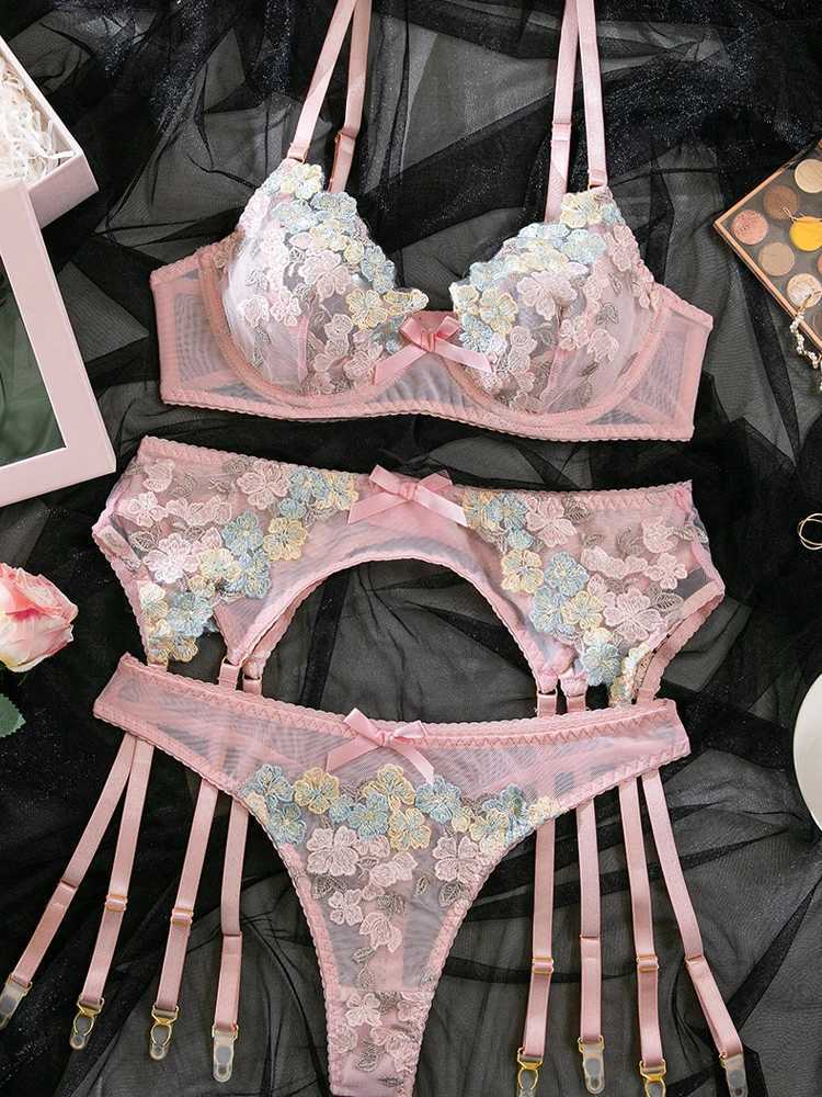 Sexy New Industrial Embroidered Lace Underwear Perspective Bra Waist garter Belt Underwear 3-Piece SetXJ250301