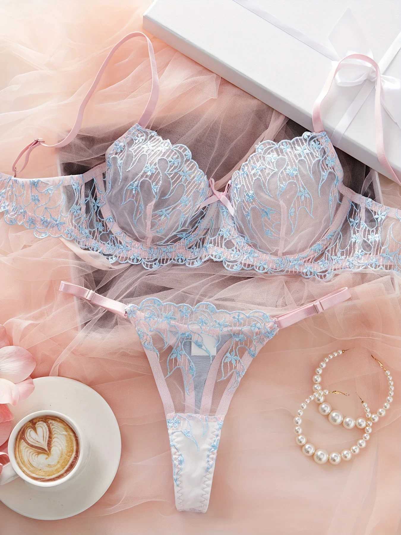 Ellolace Fairy Lingerie Ultra Sexy Transparent Bra Lace Daring Lingerie Woman Floral Embroidery Beautiful Intimate Quick SetXJ250301