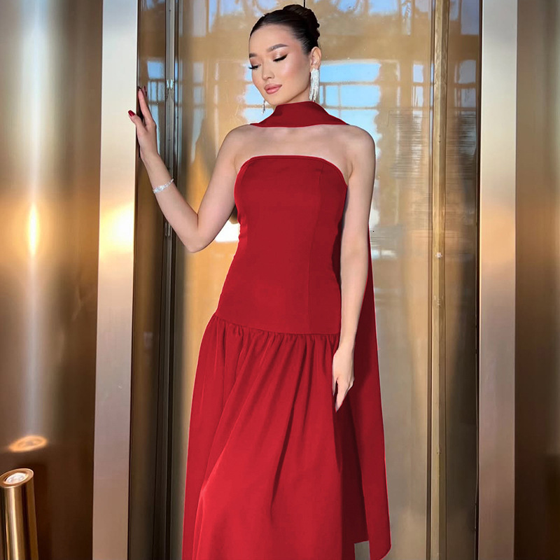 Women's Clothing 2025 Spring/Summer New Product Fashionable And Sexy Back Strap Splicing Strapless Dress