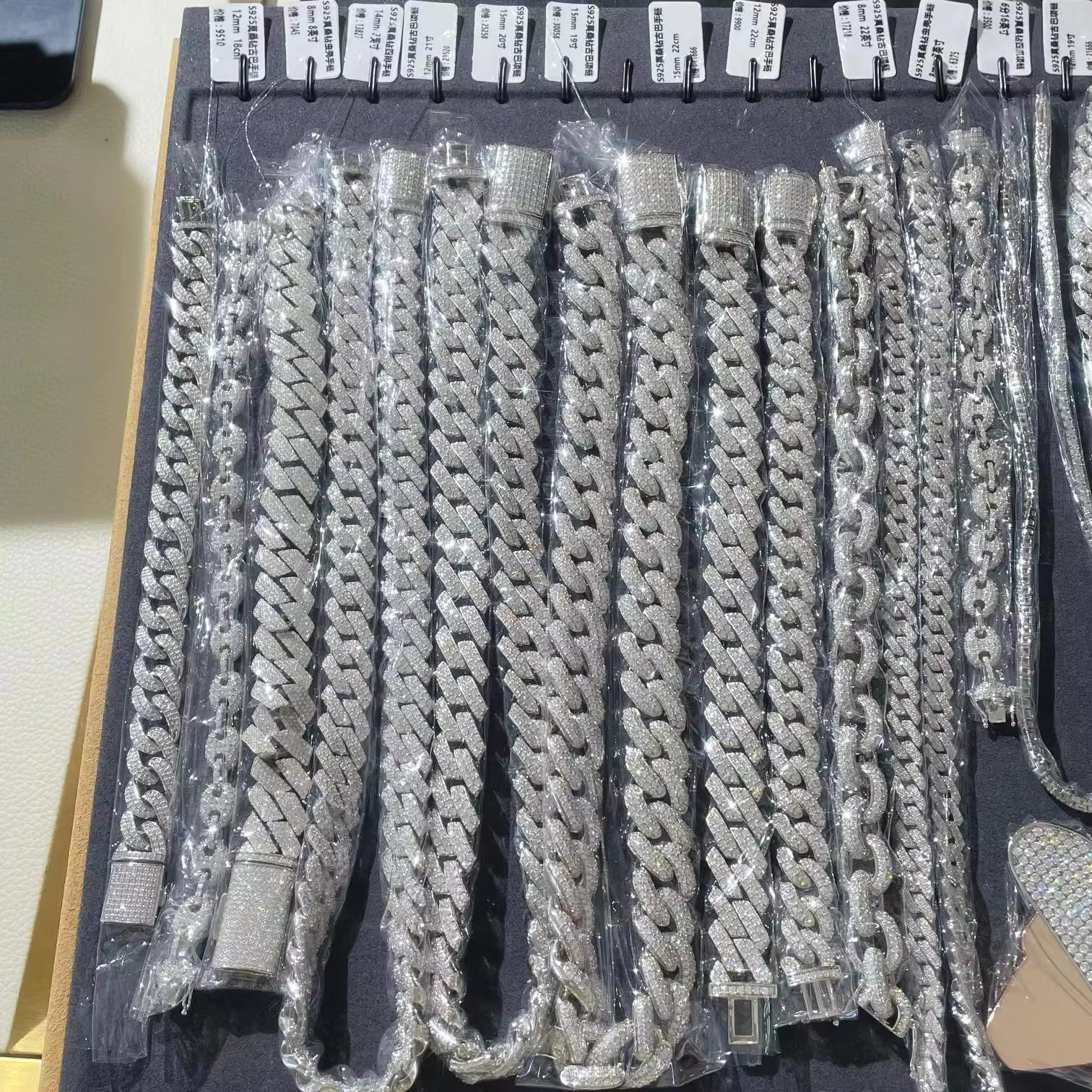 Customized 5mm 6mm 8mm 12mm 20mm 22mm Silver S925 Moissanite Diamond Hip Hop Iced Out Cuban Link