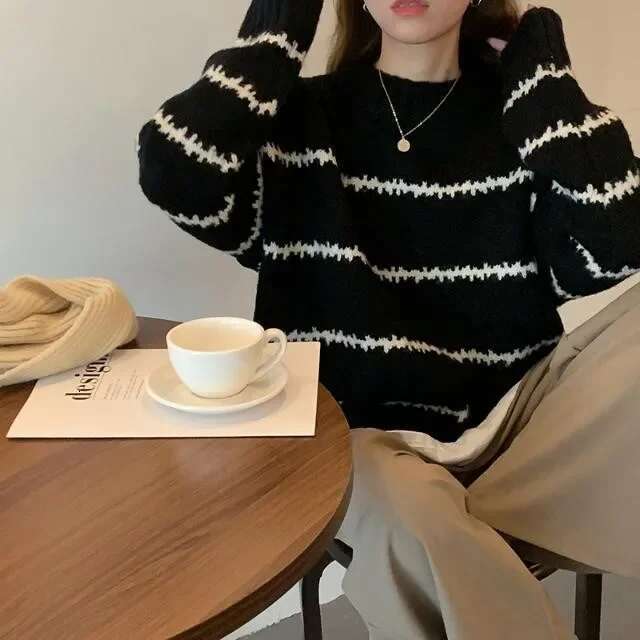 Beige Stripe Baggy Sweater Women Pullover Streetwear Long Sleeve Tops Female Jumper Autumn Winter Loose Knitted Sweaters