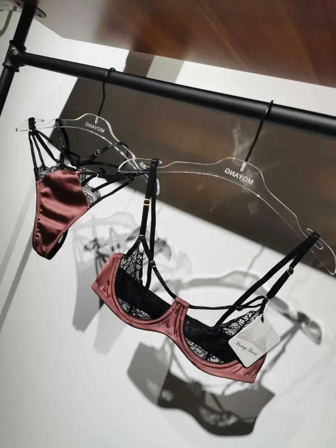 2024 sexy lace satin patchwork bra ultra-thin bra set enlarged size sexy see through T-pants bra see through bra setXJ250301