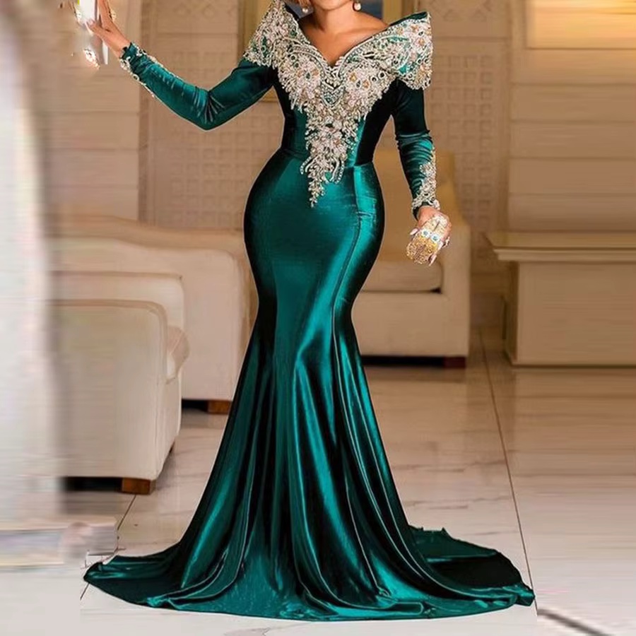 Elegant Green Mermaid Evening Dresses With Lace Appliques Crystals Beaded Long Sleeves Satin Formal Occasion Gowns Arabic African Prom Dress Customize